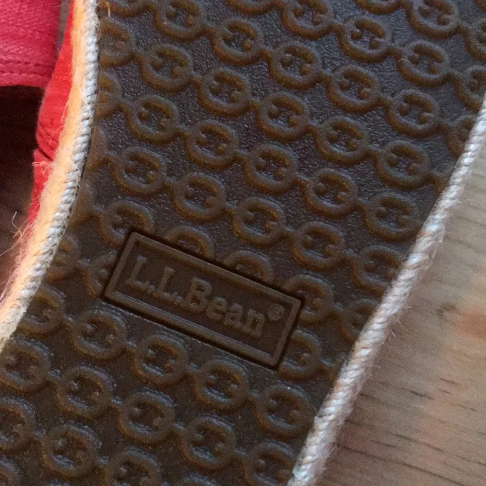L.L.Bean pink flat espadrilles 8